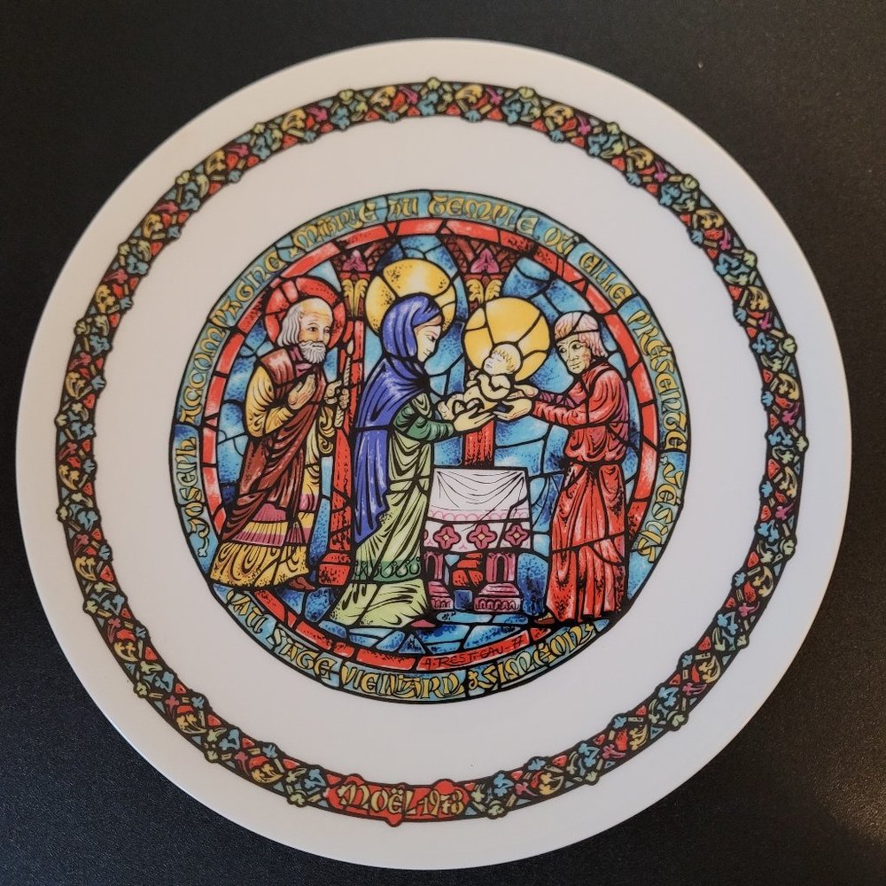1977 Vintage Henri d'Arceau-Limoges Porcelain plate